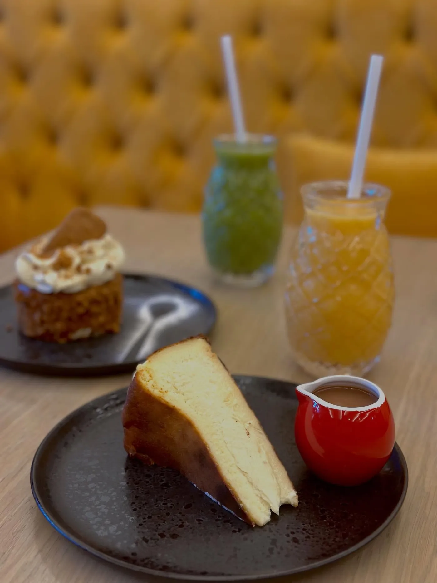 Basque cheesecake, carrot cake and smoothies by the velvet booth